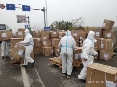 “虞”你同行 共克时艰——美高梅集团医药下属浙江美高梅集团药业向上虞捐赠12000套防疫物资！